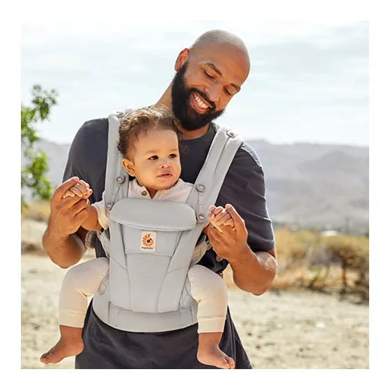 Ergobaby Omni Dream